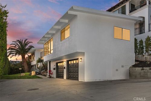 2516 Bayside Dr, Corona del Mar, CA, 92625 | Card Image