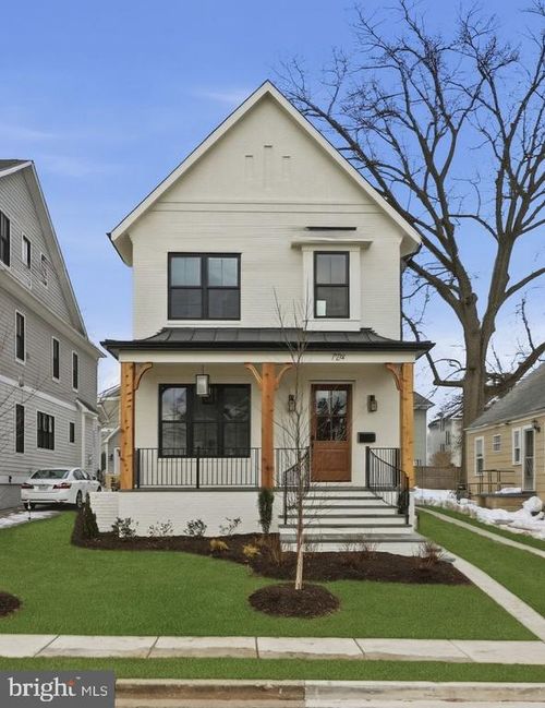 724 N Cleveland St, ARLINGTON, VA, 22201-1912 | Card Image