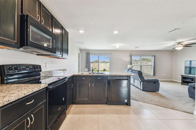 8034 Broad Pointe Dr, House other with 3 bedrooms, 2 bathrooms and null parking in ZEPHYRHILLS FL | Image 11