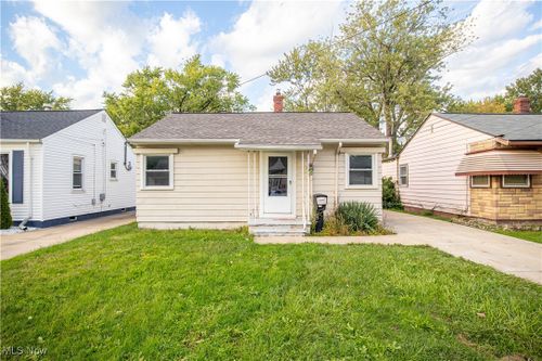 12518 Kirton Avenue, Cleveland, OH, 44135 | Card Image