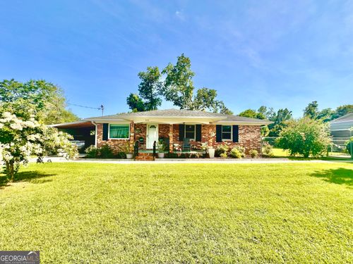 422 W Carter Ave, Blackshear, GA, 31516-1420 | Card Image