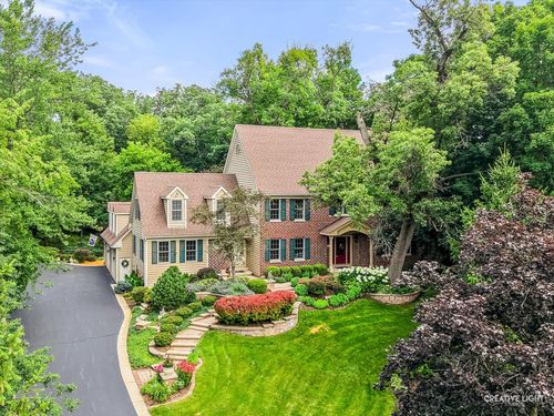 42W264 Hidden Springs Dr, St. Charles, IL, 60175-8246 | Card Image