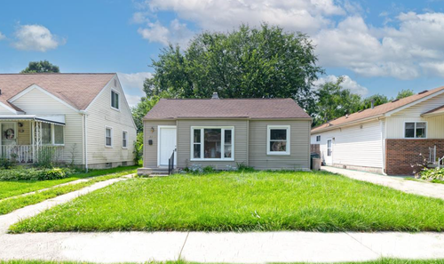 23383 Cayuga Ave, Hazel Park, MI, 48030-2703 | Card Image