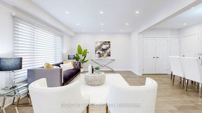 28 Beaton Ave, House other with 6 bedrooms, 4 bathrooms and 4 parking in Maple ON | Image 5