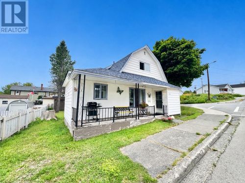 13 Beaumont Ave, House with 3 bedrooms, 2 bathrooms and null parking in Grand Falls-Windsor NL | Card Image