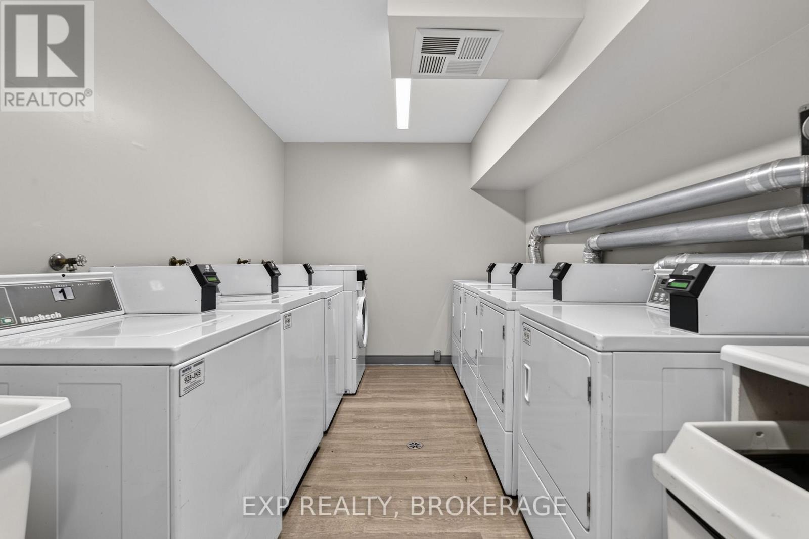 Residential in Kingston (East Gardiners Rd) 5
