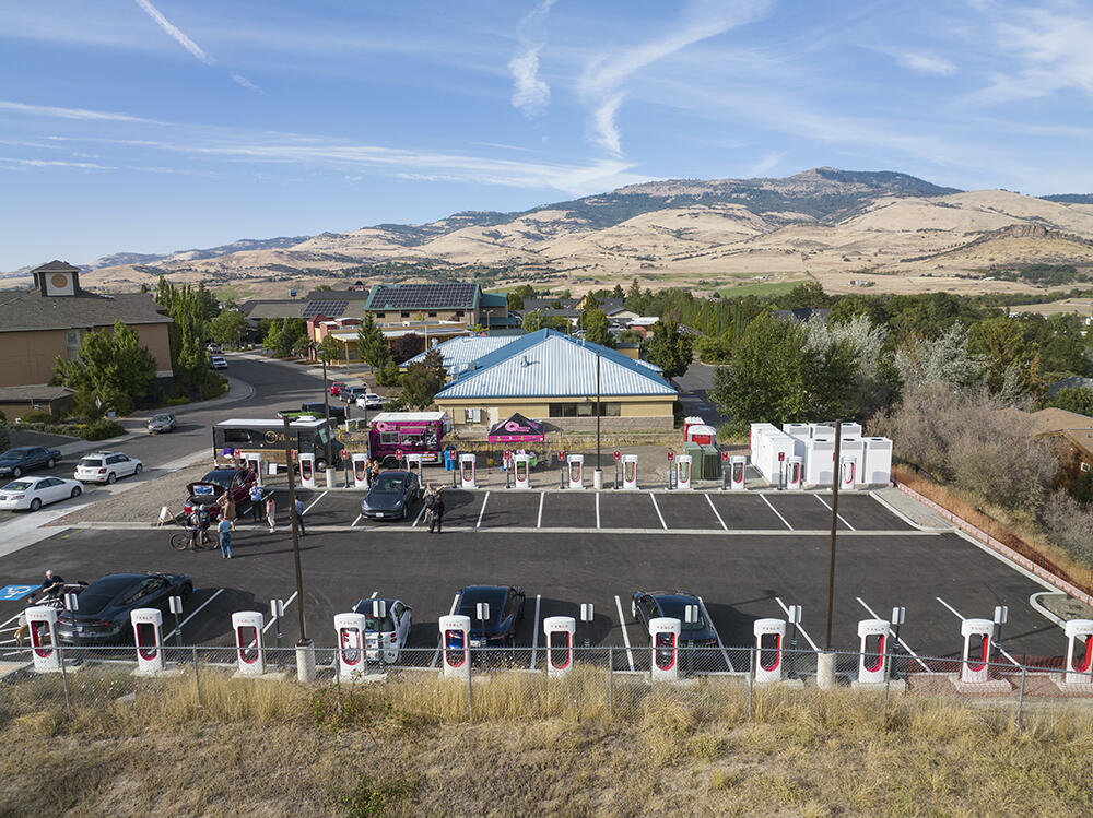 Commercial Sale in Ashland