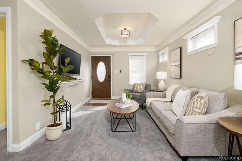 1507 E 5th St, Royal Oak, MI, 48067-2915 | Card Image