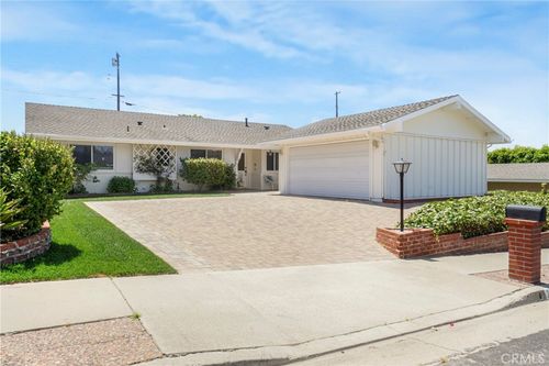28231 Trailriders Dr, Rancho Palos Verdes, CA, 90275-2956 | Card Image