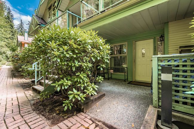 23 - 65 Foxwood Drive, Townhouse with 1 bedrooms, 1 bathrooms and 1 parking in Port Moody BC | Image 2