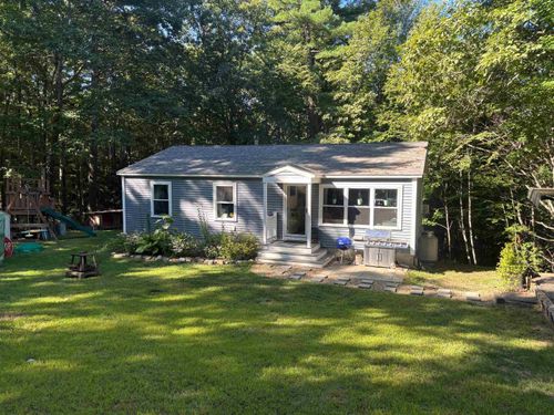 11 Ham Rd, Raymond, NH, 03077-1602 | Card Image