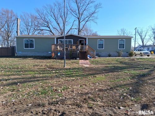 1300 Jackson Ave, Sandoval, IL, 62882-2858 | Card Image