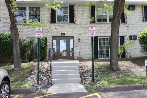apt-6-814 Old Settlers Trl, Hopkins, MN, 55343-8041 | Card Image
