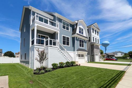 303 Lafayette Pl, Brigantine, NJ, 08203-3027 | Card Image