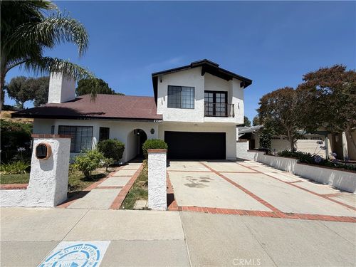 27589 Elder View Dr, Valencia, CA, 91354-2004 | Card Image