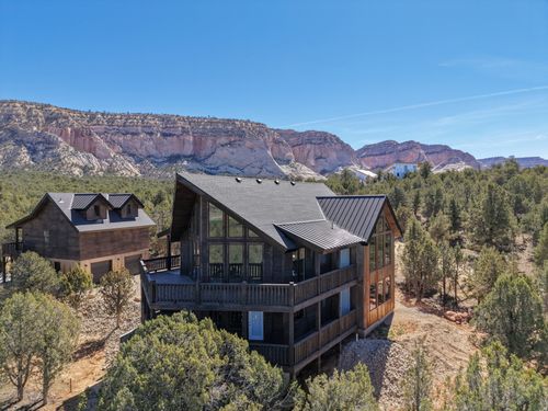 375 White Cliffs Dr, Orderville, UT, 84758 | Card Image