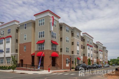 apt-227-88 Roosevelt Ave, Carteret, NJ, 07008-2585 | Card Image