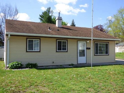 220 Trush Ct, Beloit, WI, 53511-4260 | Card Image