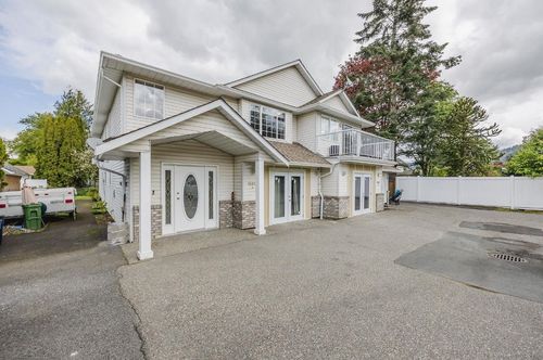 studio-45281 Thomas Road, Chilliwack, BC, V2R1B8 | Card Image