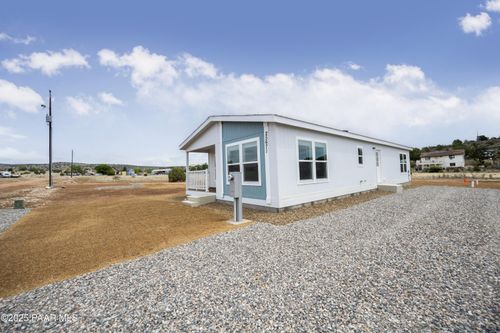 25671 N St John Dr, Paulden, AZ, 86334 | Card Image