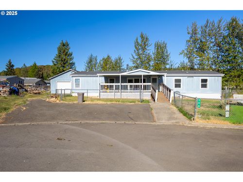 130 Walter Ct, Roseburg, OR, 97471-6258 | Card Image