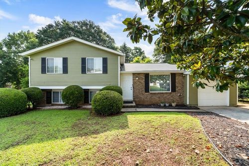 10455 Worthington Hills Mnr, Roswell, GA, 30076-1748 | Card Image