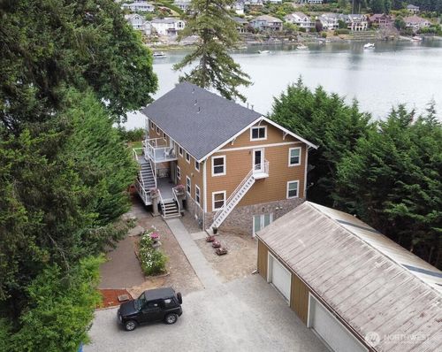5744 Lagoon Ln Nw, Gig Harbor, WA, 98335-7613 | Card Image