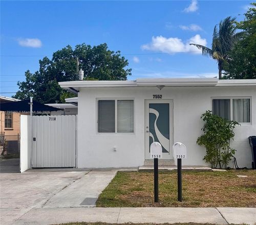 7550-7550 Nw 2nd Ter, Miami, FL, 33126-4104 | Card Image