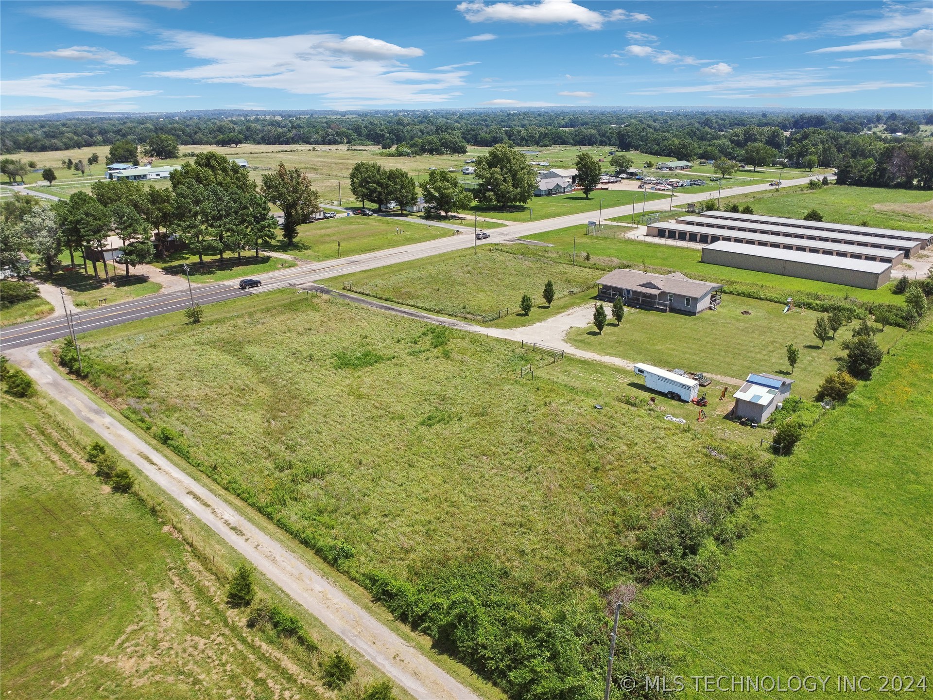 Highway 266 , Checotah, OK 74426
