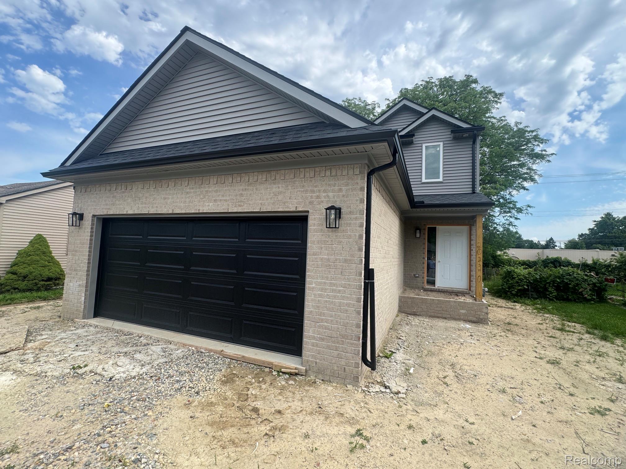 Residential in Clinton Charter Township 3