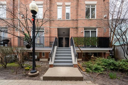 214-415 Jarvis St, Toronto, ON, M4Y3C1 | Card Image