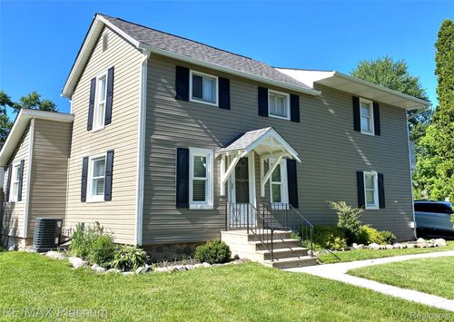 505 Frank St, Fowlerville, MI, 48836-9507 | Card Image