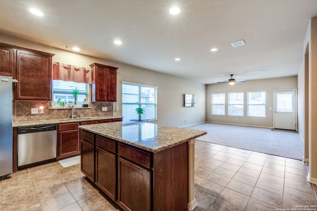508 Saddle Pass, House other with 3 bedrooms, 2 bathrooms and null parking in Cibolo TX | Image 7