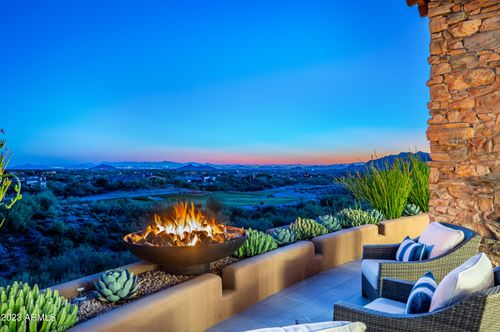 9795 E Forgotten Hills Dr, Scottsdale, AZ, 85262-5195 | Card Image