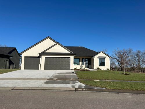 4462 N Grey Meadows St, Maize, KS, 67101-5200 | Card Image