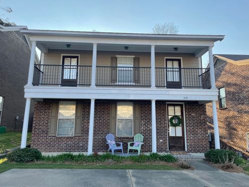 702 Southpointe Commons Loop, Oxford, MS, 38655-7359 | Card Image