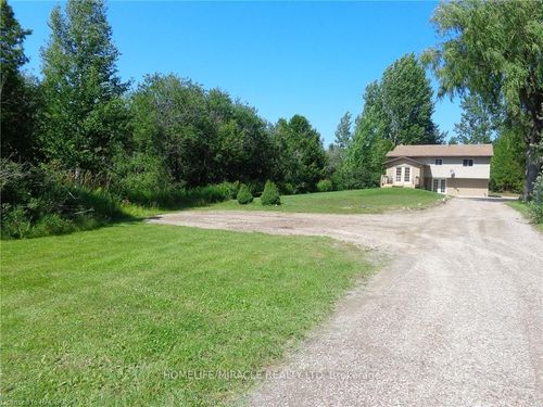 7142 Highway 6, Tobermory, ON, N0H2R0 | Card Image