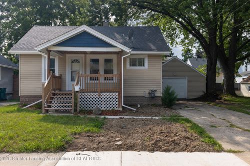 1105 Comfort St, Lansing, MI, 48915-1403 | Card Image