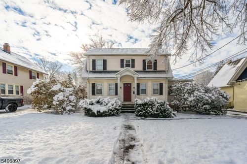 141 Eagle Rock Ave, Roseland, NJ, 07068-1319 | Card Image