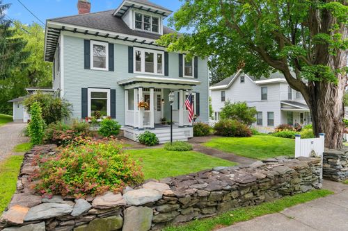 92 Bank St, Saint Albans, VT, 05478-1637 | Card Image