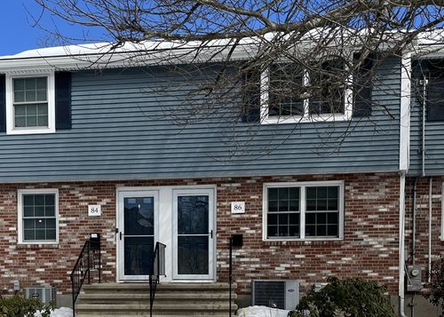 86-86 Durham Rd, Dedham, MA, 02026-5328 | Card Image