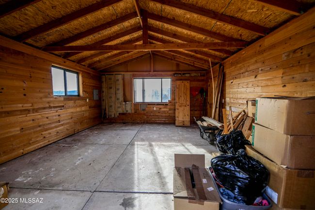 Inside the garage | Image 22