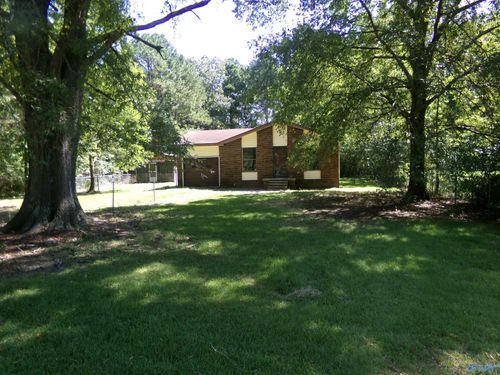 0135 County Road 40, Centre, AL, 35960-8218 | Card Image