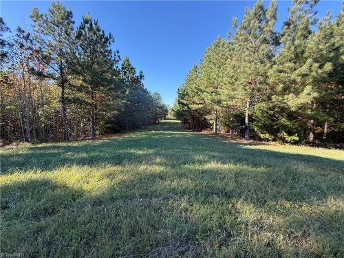 12 Park Springs Rd, Providence, NC, 27315-9721 | Card Image