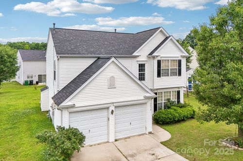 3038 Old Ironside Dr, Charlotte, NC, 28213-4091 | Card Image