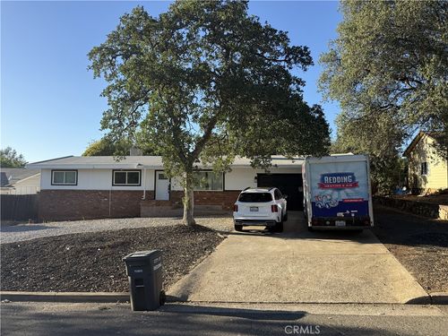 1448 Mistletoe Ln, Redding, CA, 96002-0715 | Card Image