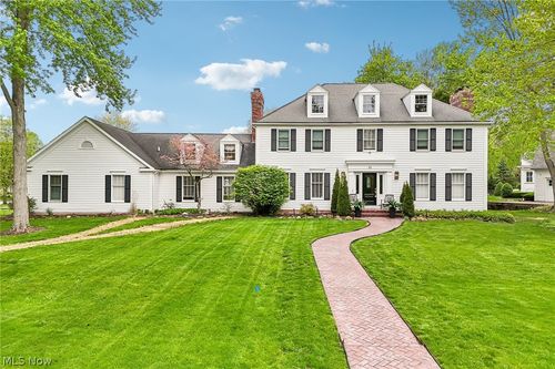 44 Pinewood Ln, Hudson, OH, 44236-3468 | Card Image