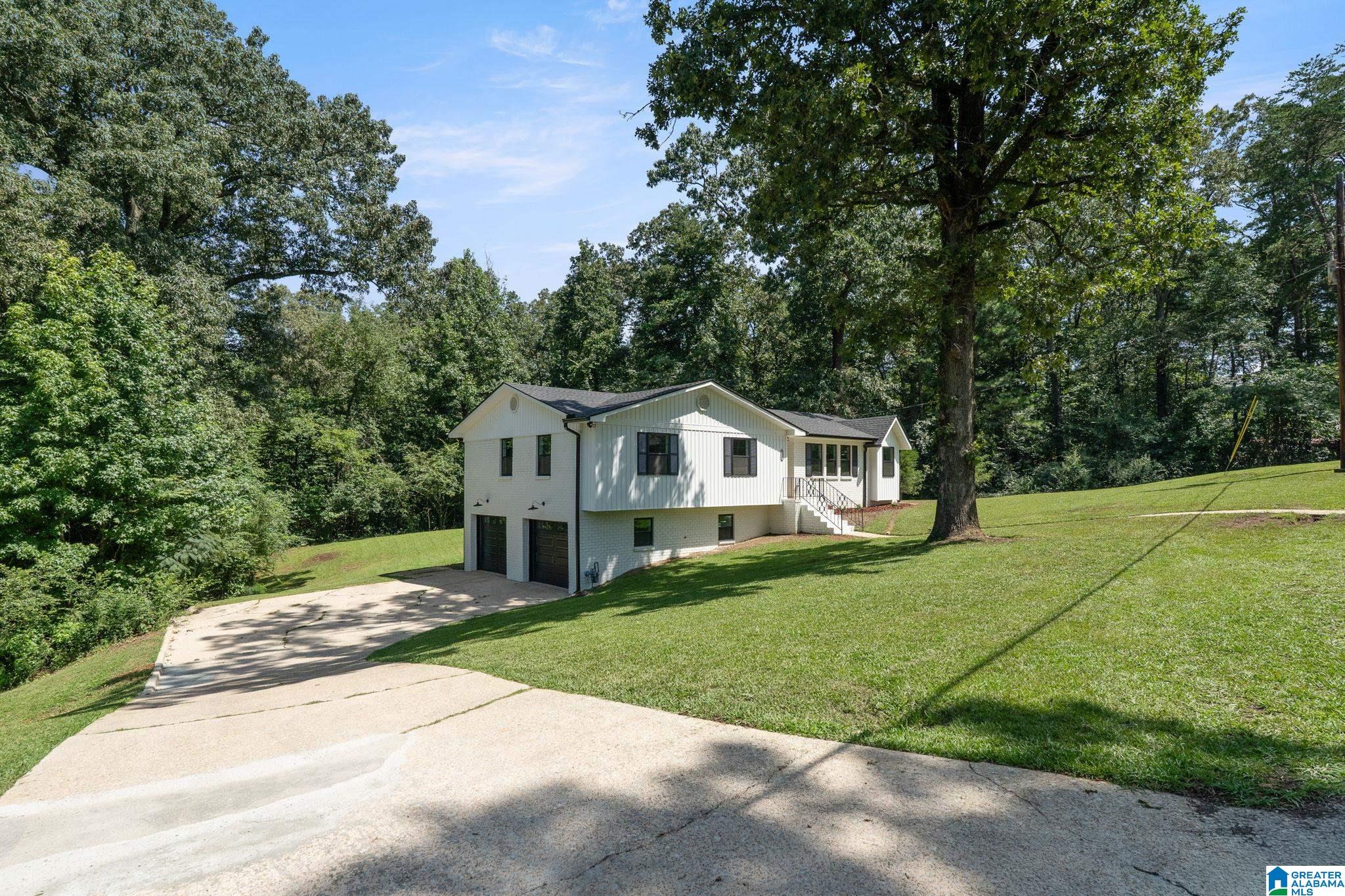 Residential in FULTONDALE 4