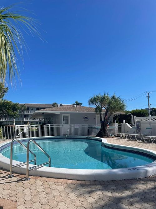 106-490 Se 19th Ave, Pompano Beach, FL, 33060-7666 | Card Image