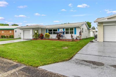 9021 Nw 13th St, House other with 3 bedrooms, 2 bathrooms and null parking in Plantation FL | Image 2